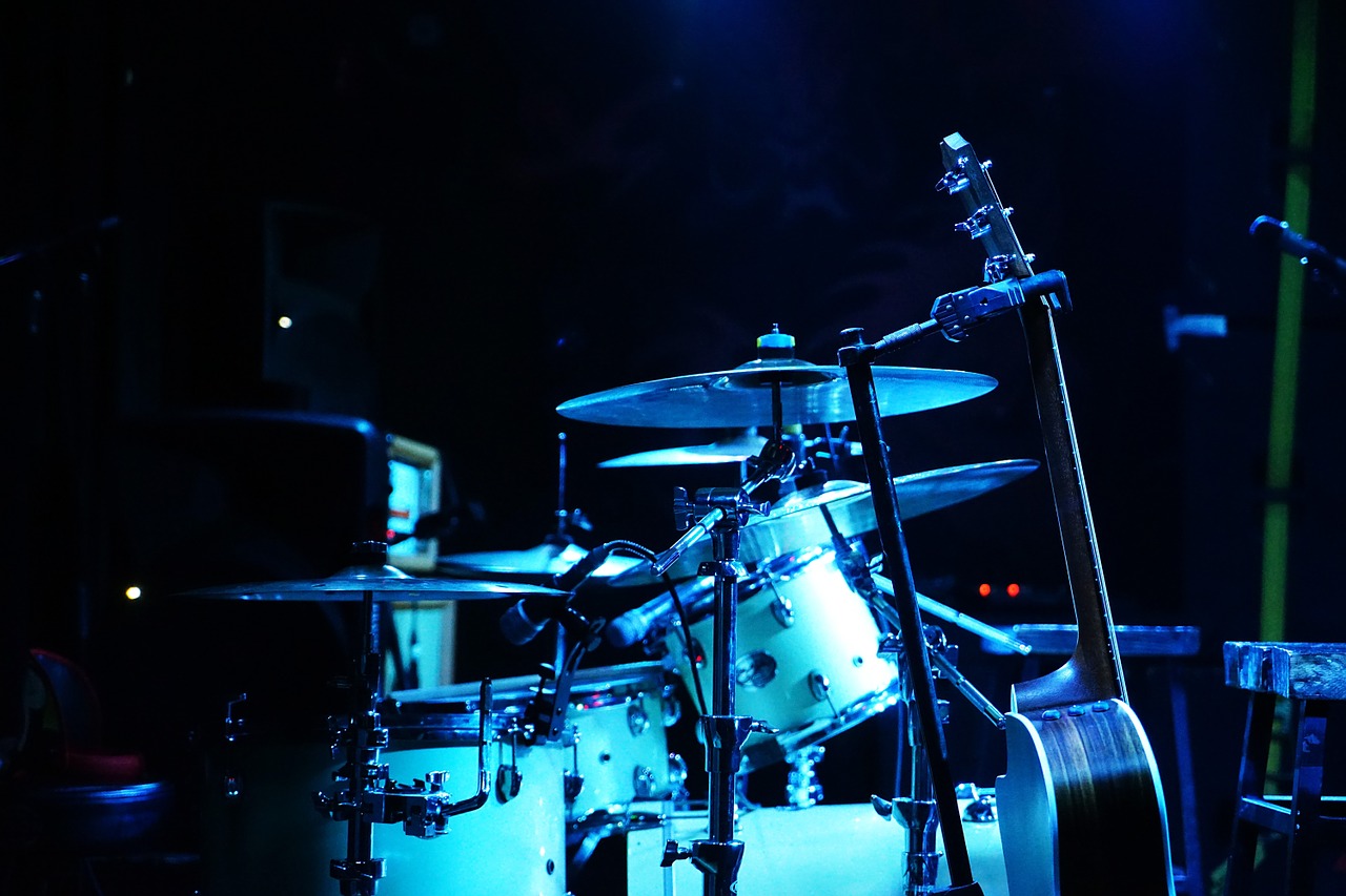 stage, drum, microphone